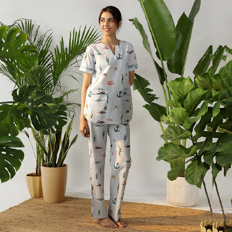 Sea Calling Cotton Dip-Neck Pyjama Set