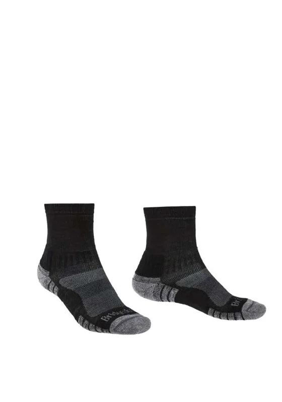 Bridgedale Hike Lightweight Crew Socks, Black & Grey