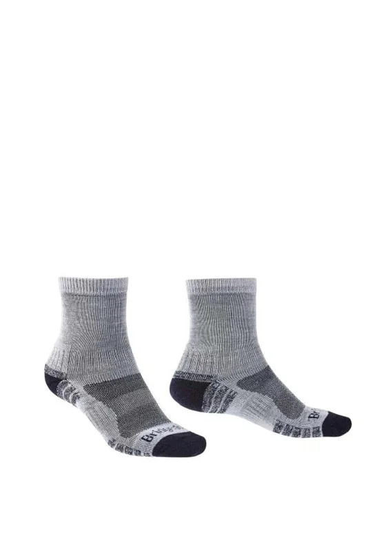 Bridgedale Hike Lightweight Crew Socks, Silver & Navy